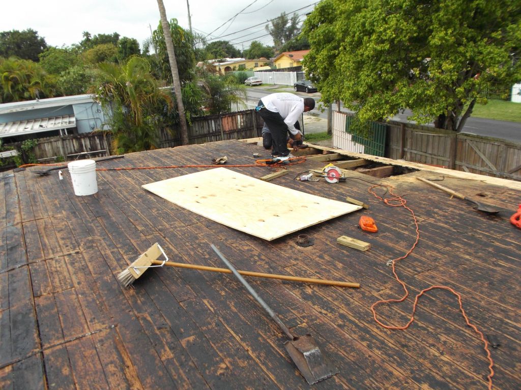 Roof Leak Repair in Trenton, NJ 08690