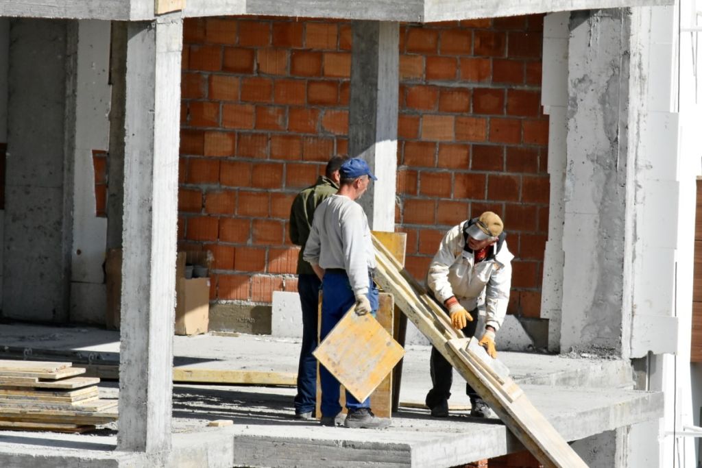 Emergency Roof Repair in Middletown, NJ 07748