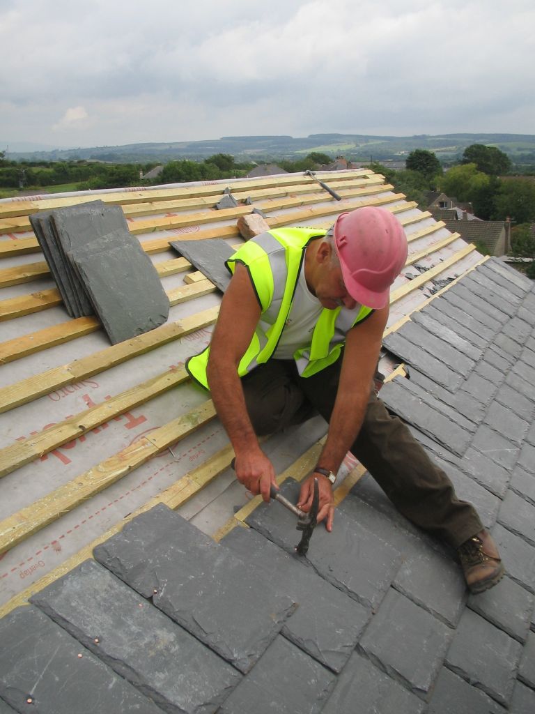Emergency Roof Repair in Darien, CT 06820